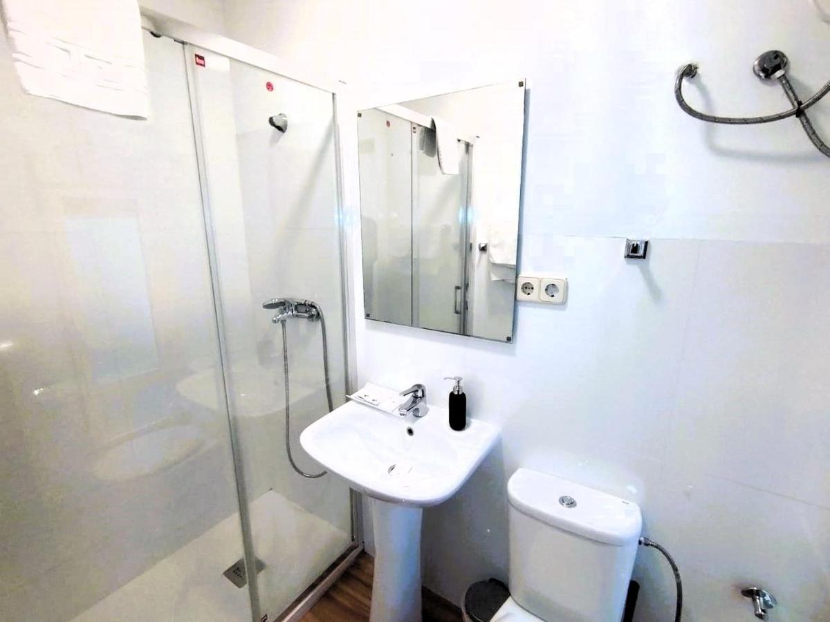 Puerta Del Sol - Apartamento Para 6 Madrid Buitenkant foto