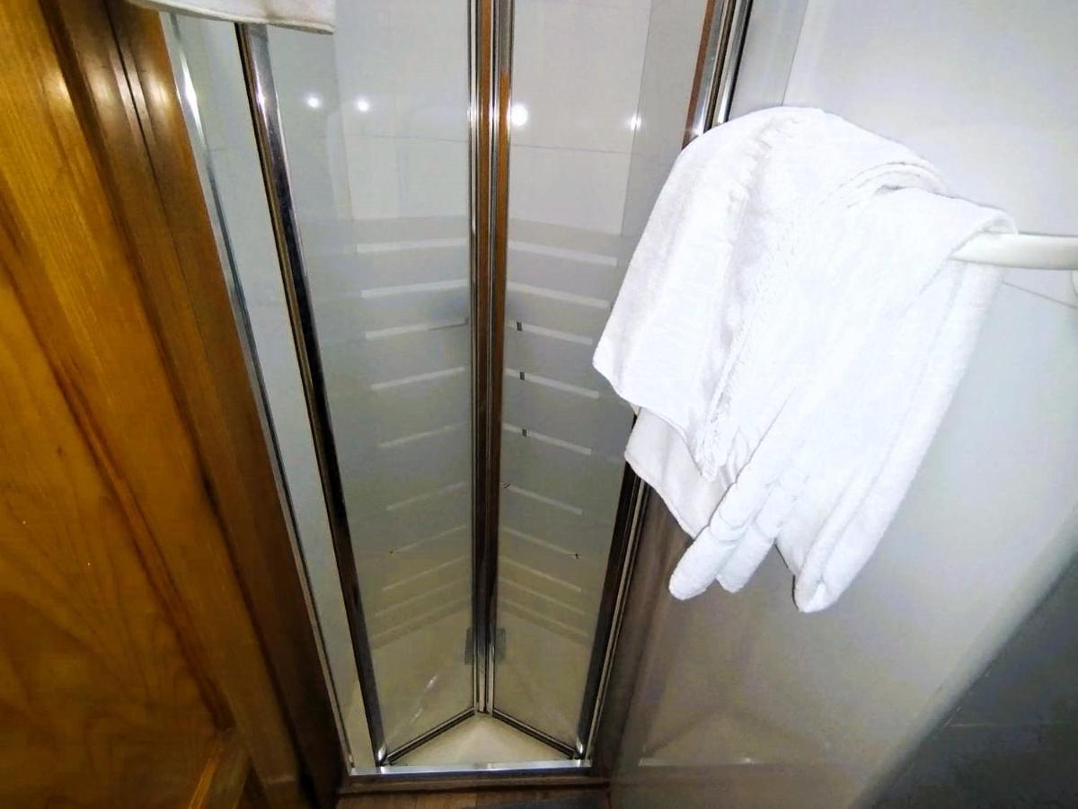 Puerta Del Sol - Apartamento Para 6 Madrid Buitenkant foto
